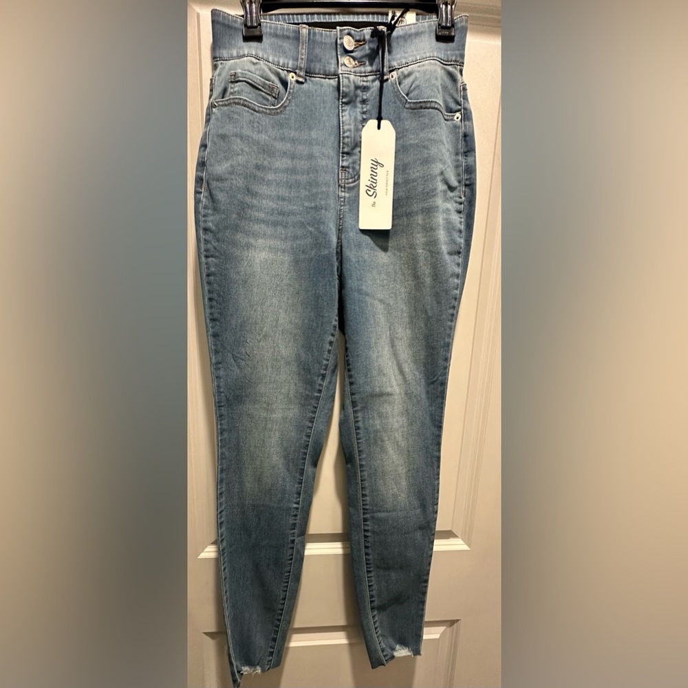 Size 12 high waisted skinny jeans from Fashion to Figure clothing store